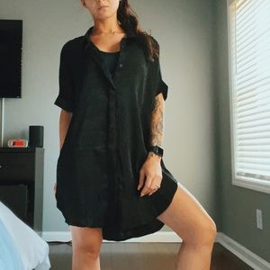 White Fox Boutique Tunic | Black | XS